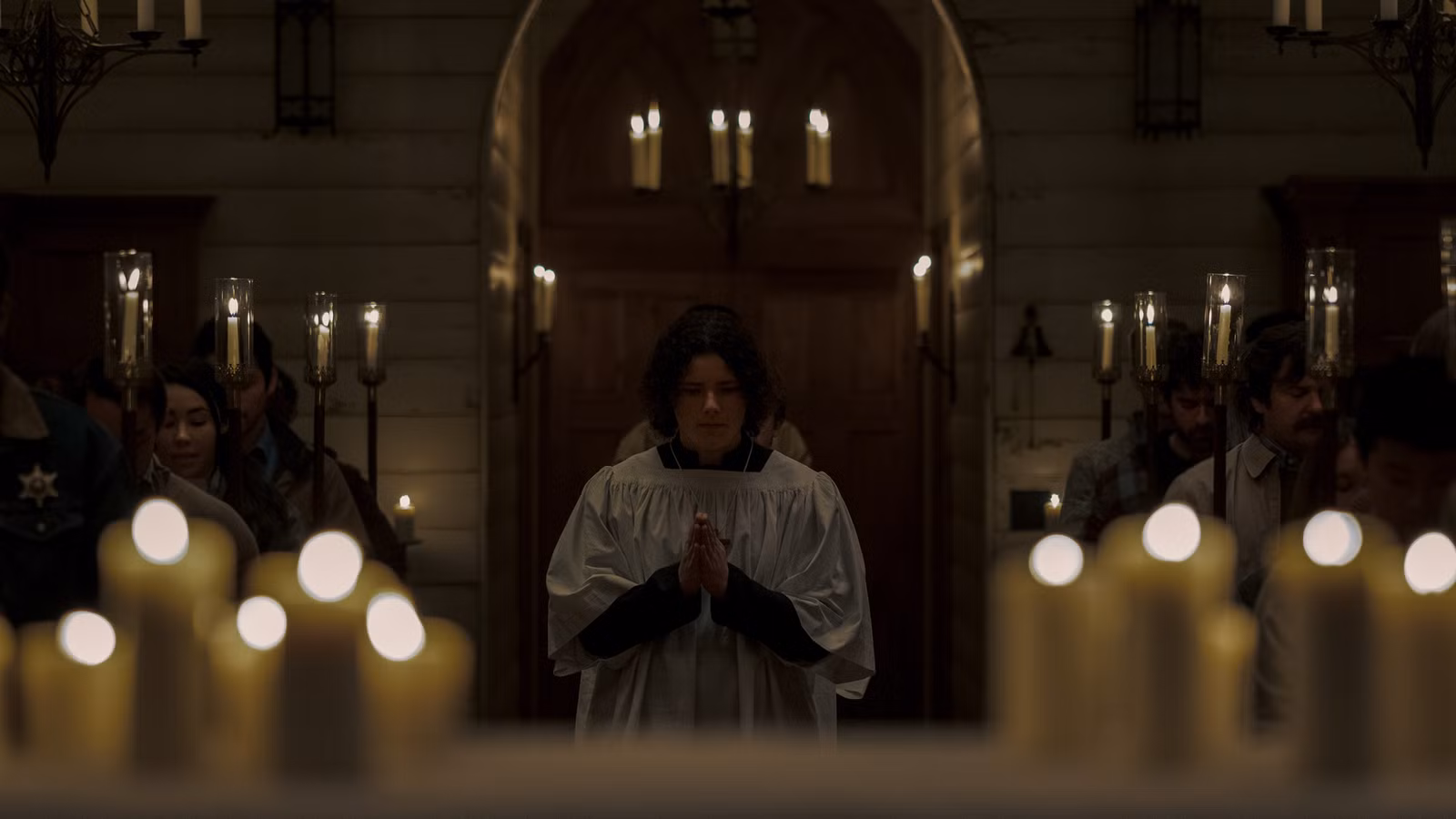 Mike Flanagan conoce a Ryan Murphy en la obra maestra original de terror gótico de la televisión