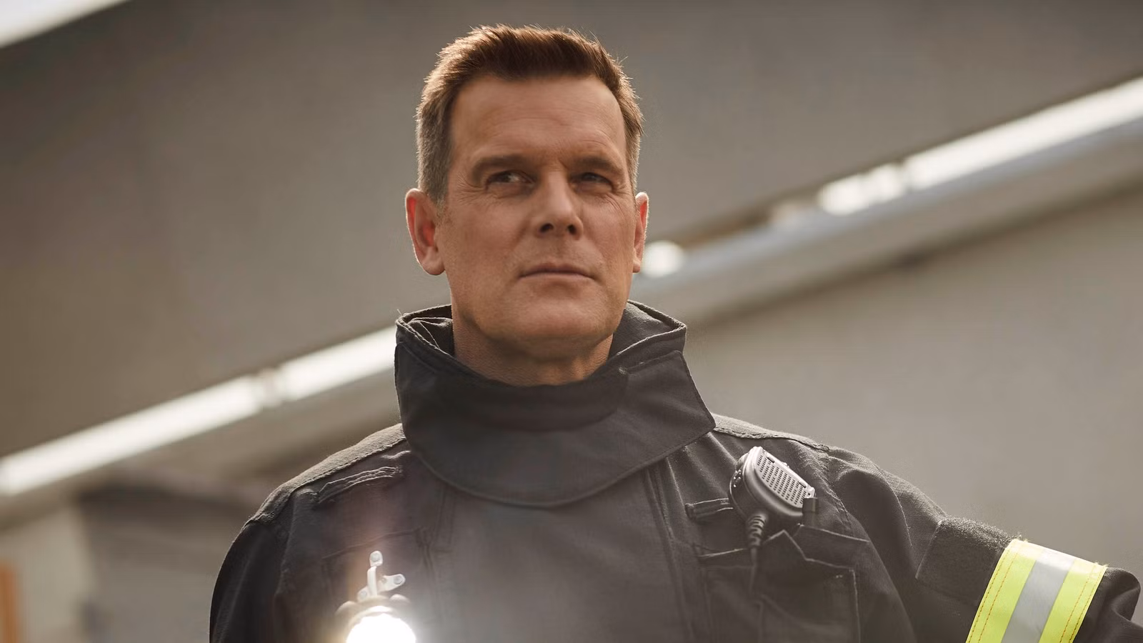 El regreso televisivo de Peter Krause es un gran dolor de cabeza para las cadenas