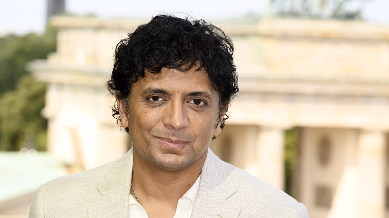 La nueva película de M. Night Shyamalan presenta un giro argumental aún mayor que el del sexto sentido