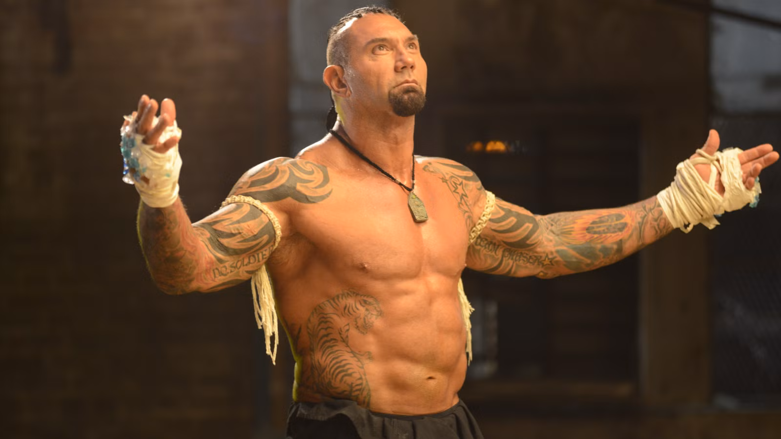 Qué tan grande y alto se compara Dave Bautista con Kratos de God Of War Games