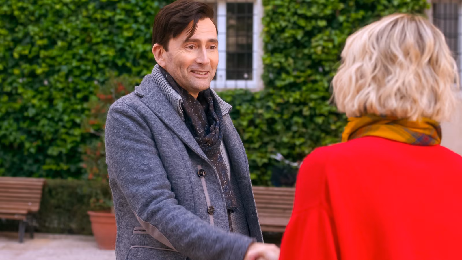 La serie de Netflix de David Tennant confirma el inicio del rodaje de la temporada 3 con una nueva imagen