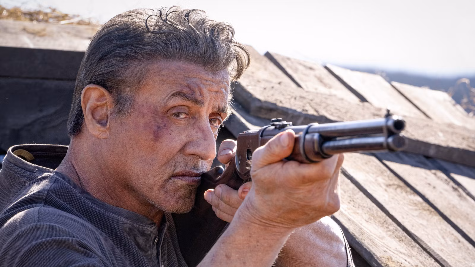 Sylvester Stallone regresa a su mejor papel fuera de Rocky en solo 3 semanas