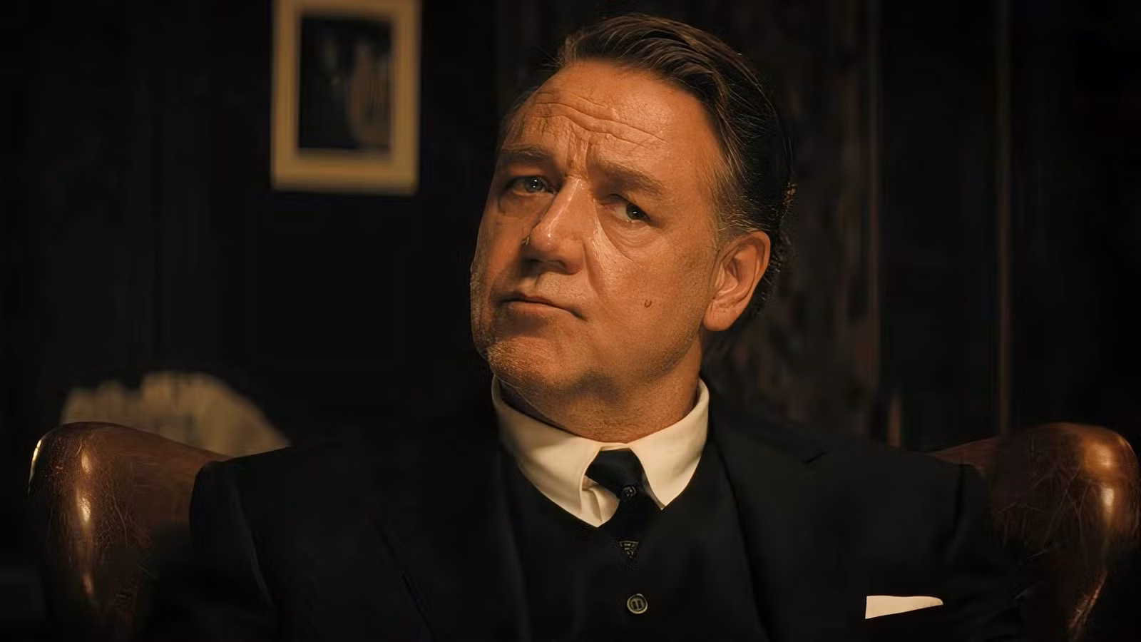El nuevo thriller criminal de Netflix de Russell Crowe polariza oficialmente a los críticos sobre Rotten Tomatoes