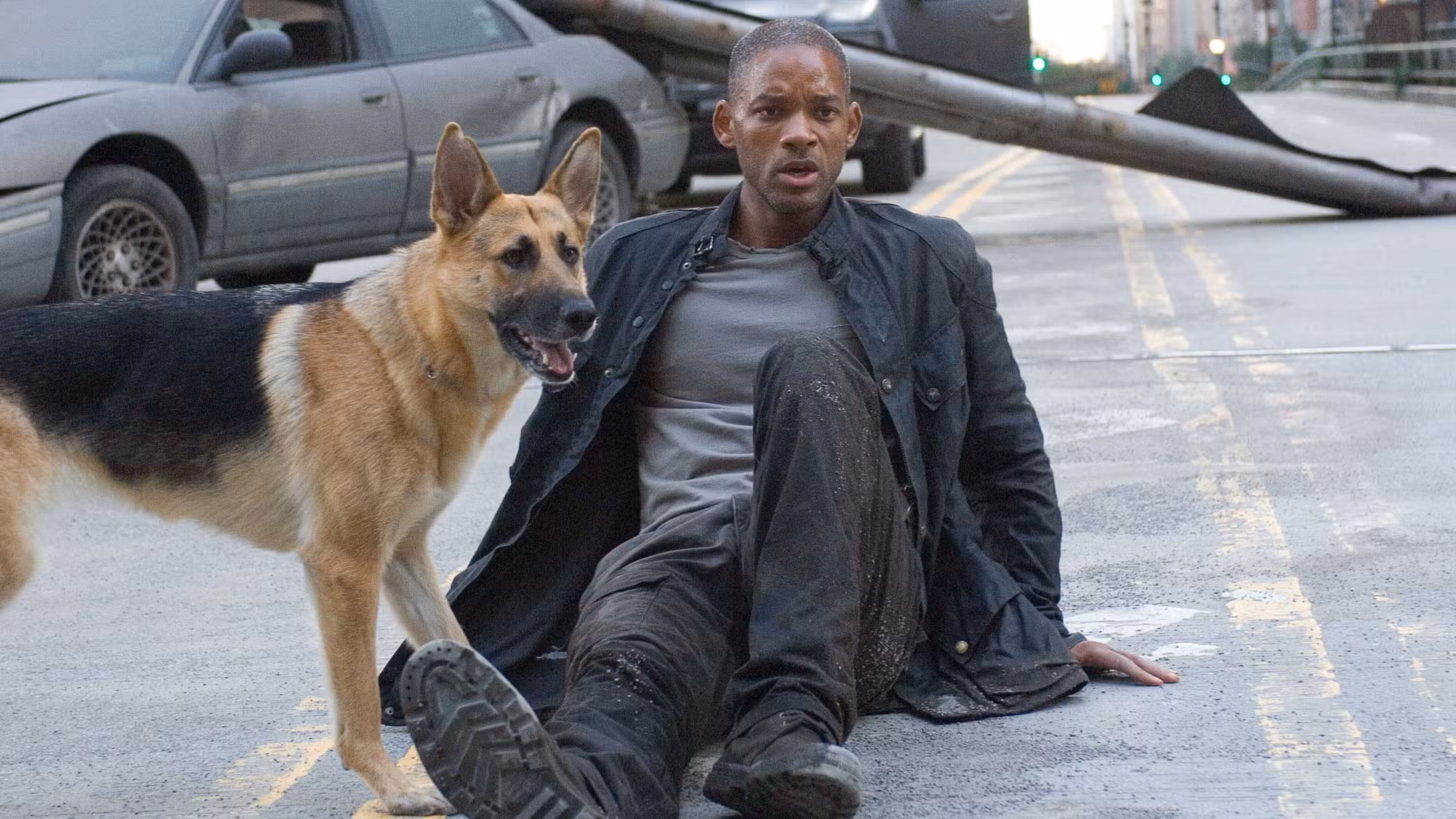 Will Smith como el Dr. Neville en Soy leyenda con su perra, Samantha