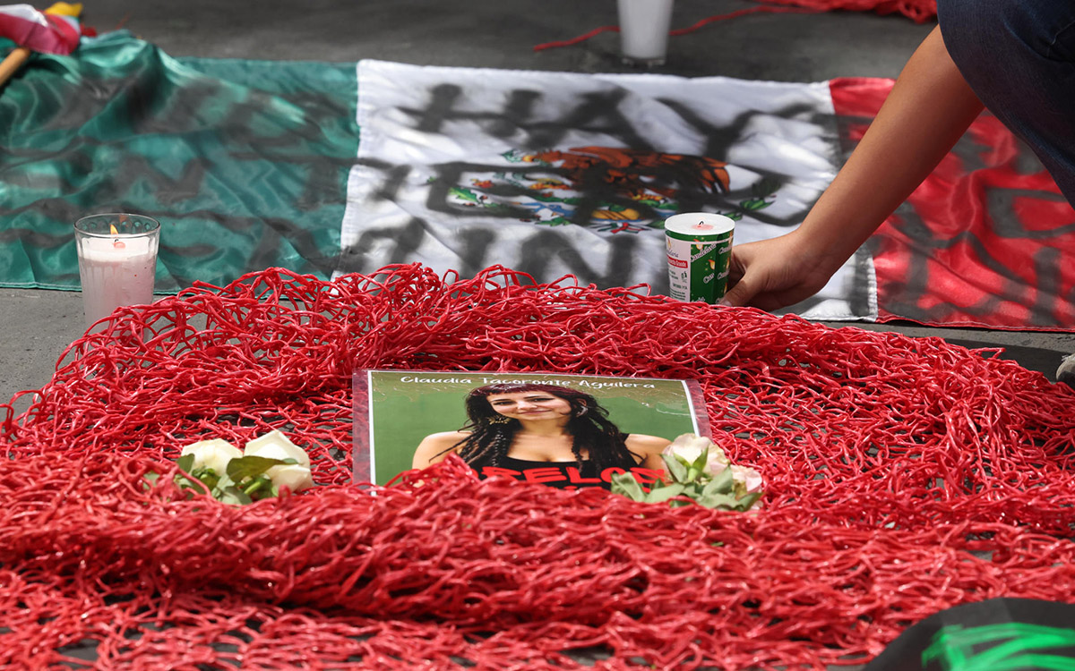 Aristegui en Vivo: Trump pide procesar a narcopolíticos mexicanos; México no se doblega: Sheinbaum; buscan a presunto feminicida de Claudia Tacoronte (17/09/2026)