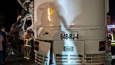Cuatro muertos y 20 lesionados tras accidente entre autobús y tráiler en Nayarit