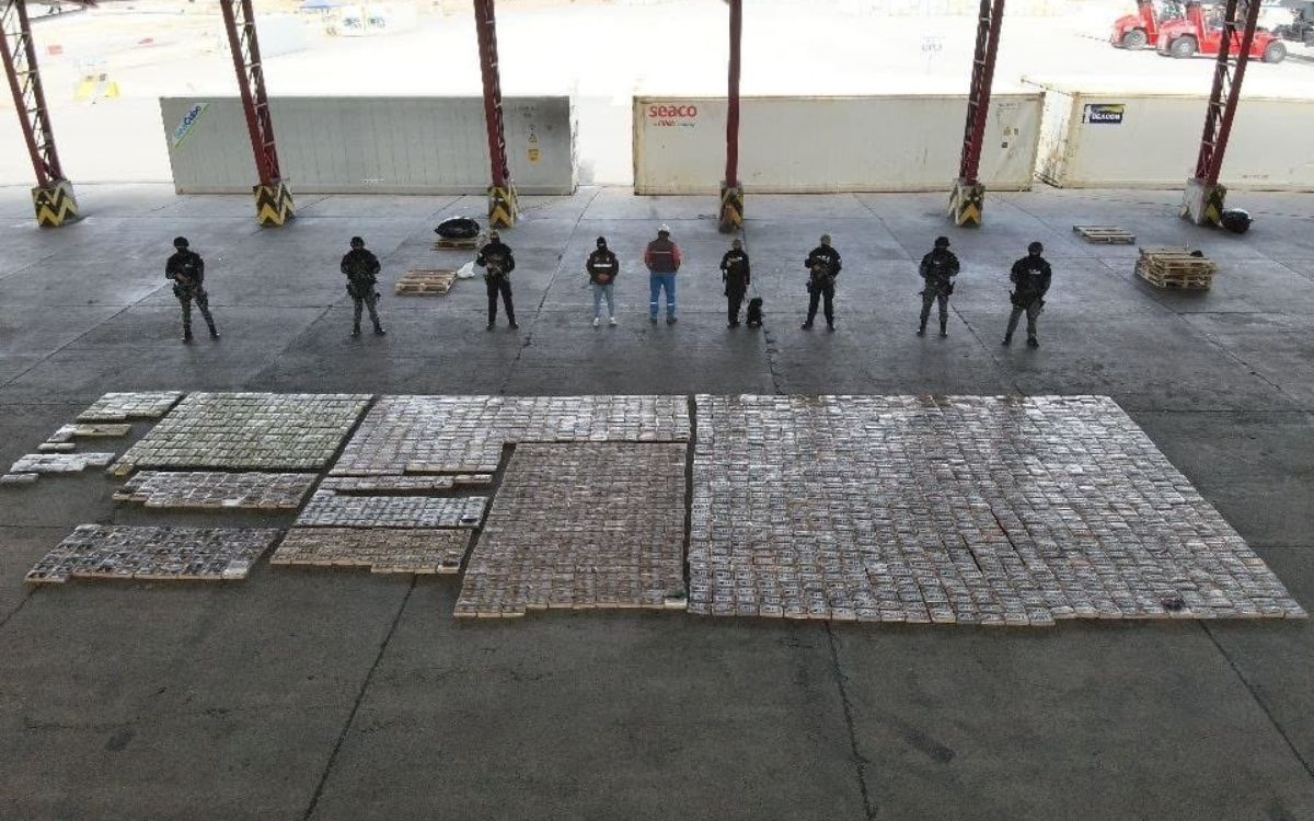 Decomisan 627 kilos de droga oculta en un contenedor en Ecuador