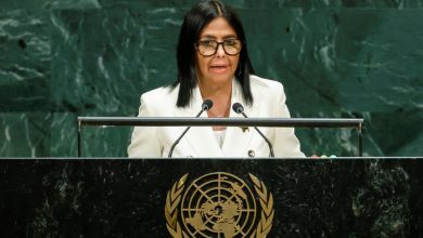 Delcy Rodríguez promete elecciones en Venezuela, pero sin fecha