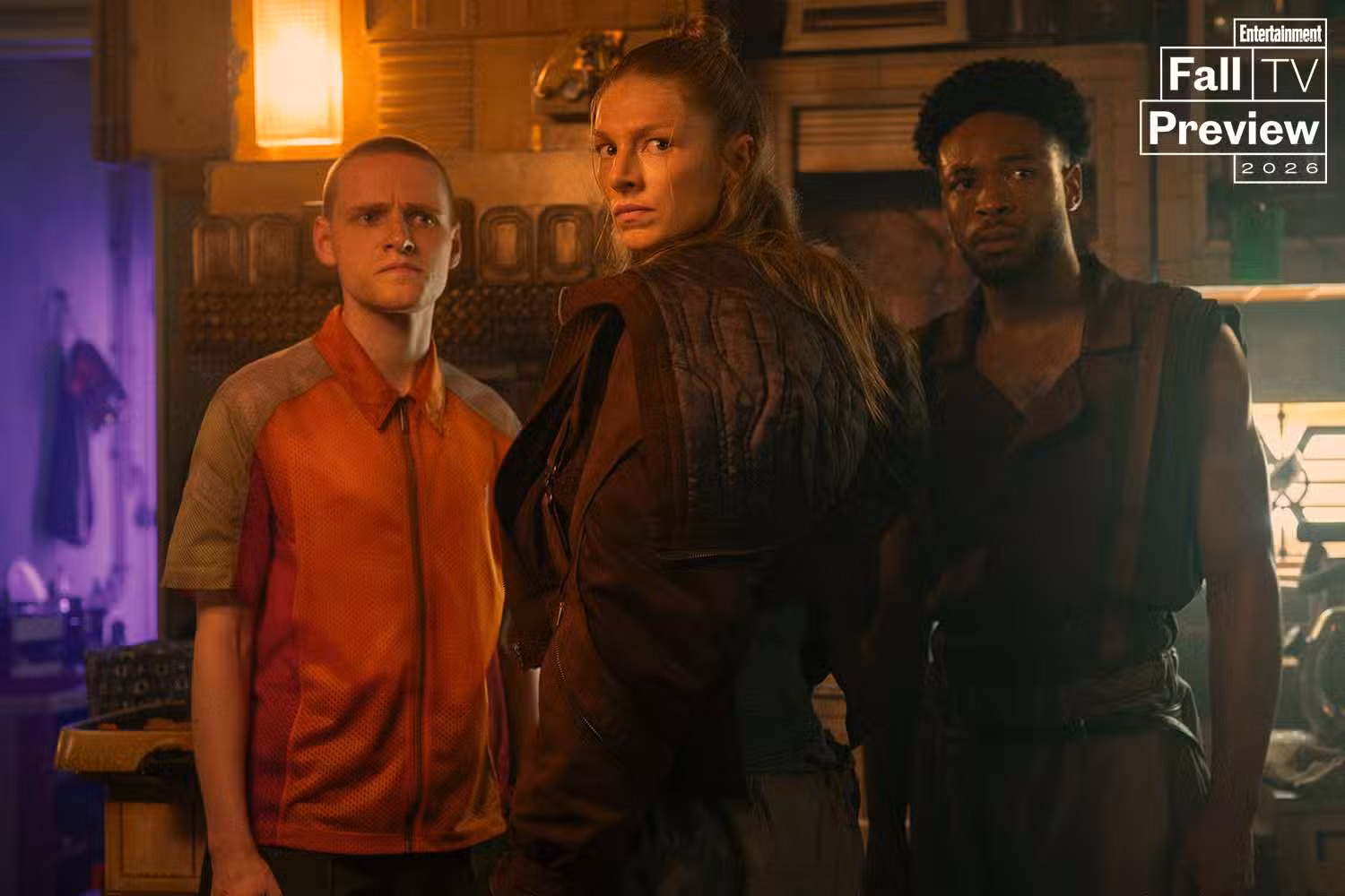 Hunter Schafer con otros dos en Blade Runner 2099