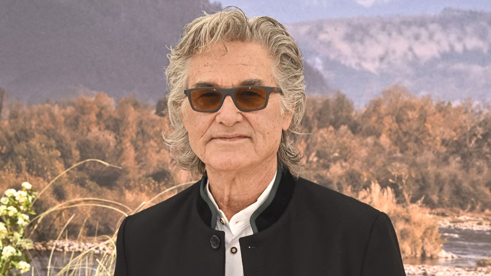 El nuevo thriller occidental de Kurt Russell, The Rivals Of Amziah King, es oficialmente su primera película con clasificación R en 7 años