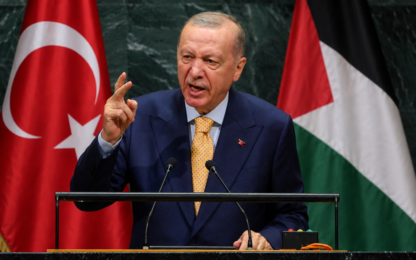 Erdogan llama a Gaza 'el mayor cementerio infantil'