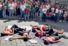 Estudiantes irrumpen en desfile del 16 de septiembre en Cuernavaca; exigen justicia por feminicidios