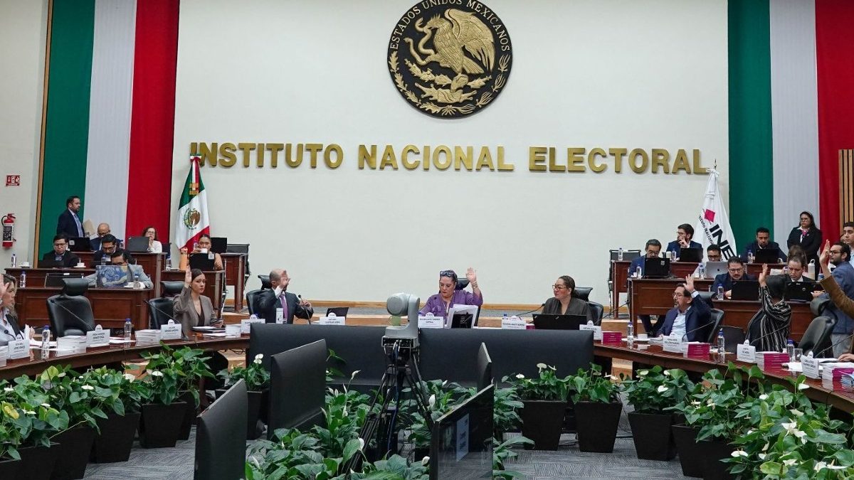 INE abre la puerta a computar boletas planchadas