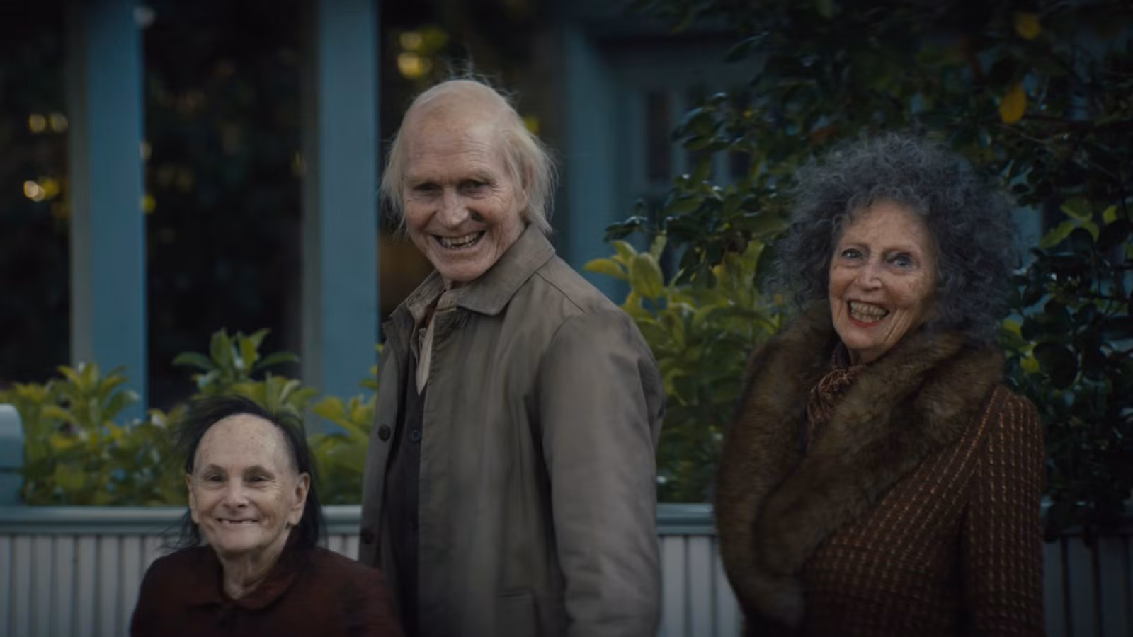 Insidious: Fuera de la revisión adicional: terriblemente aburrido e involuntariamente divertido