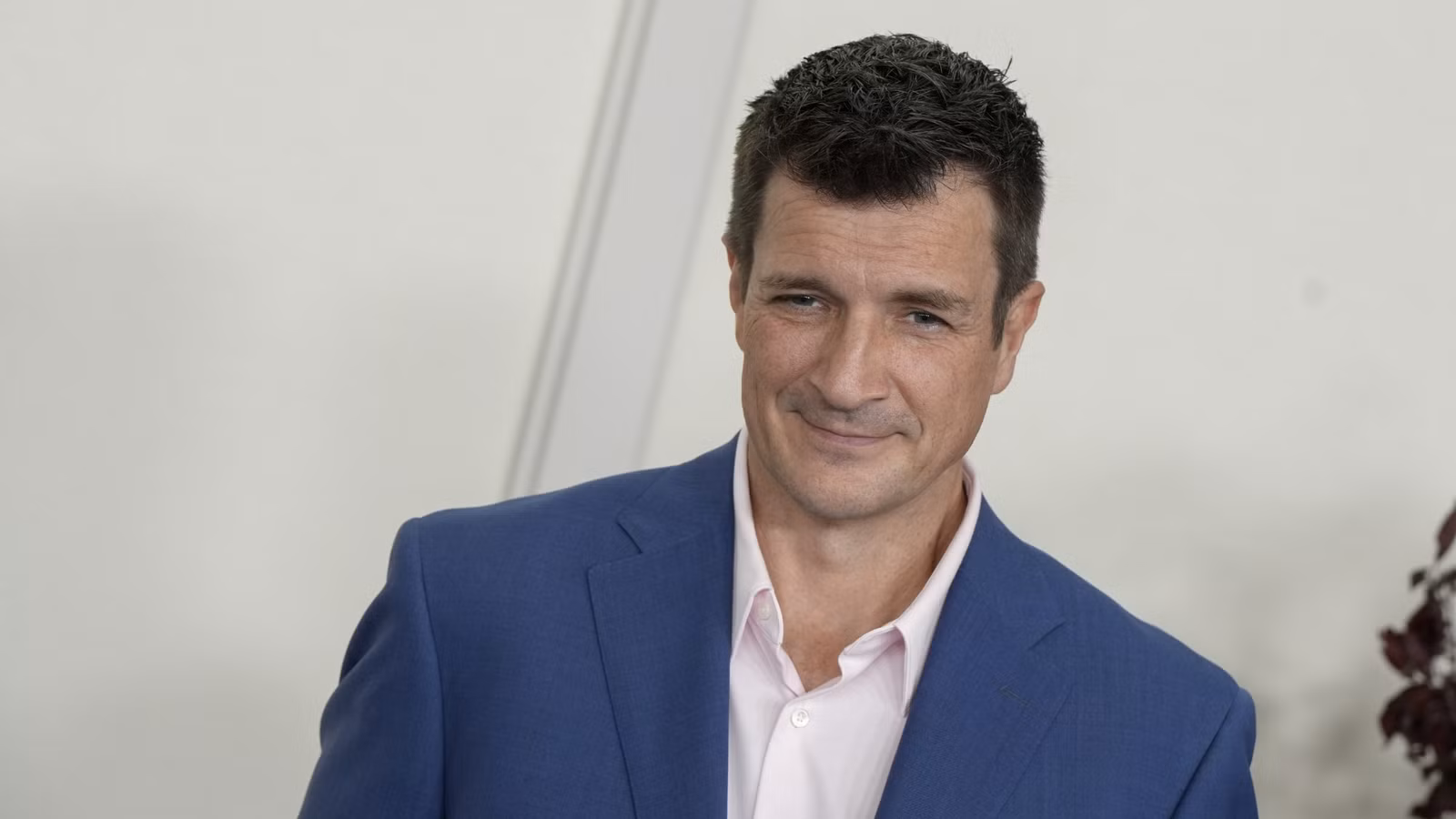 La nueva serie Lanterns de Nathan Fillion bate otro récord máximo de HBO en solo 3 semanas