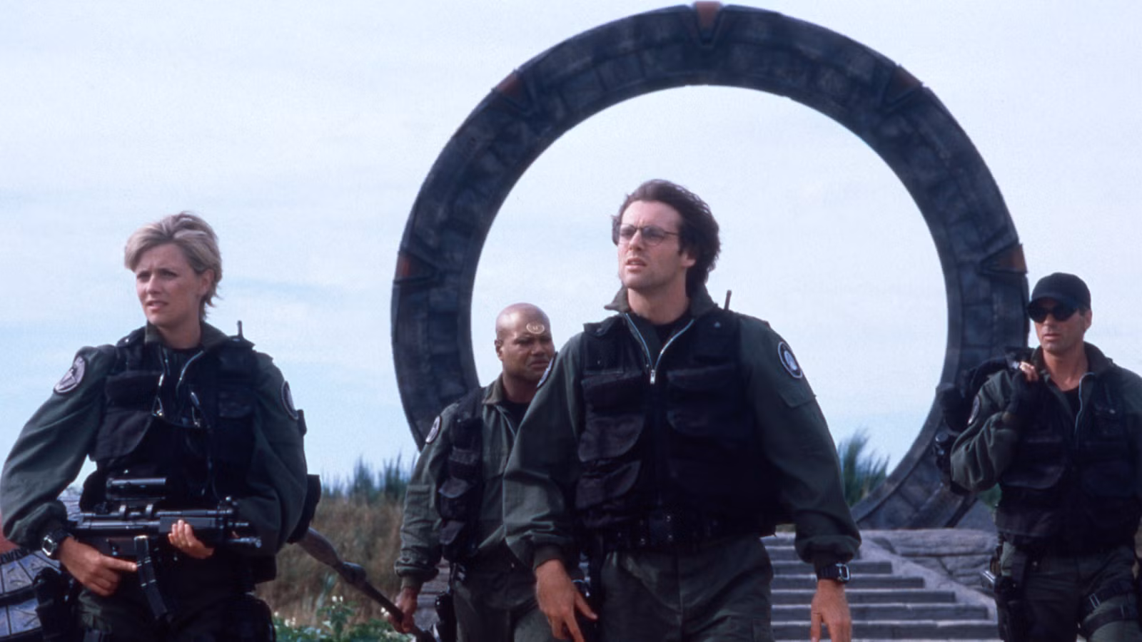 La nueva serie Stargate de Amazon obtiene detalles de la historia y actualización de estado de OG Star después de la cancelación (exclusivo)
