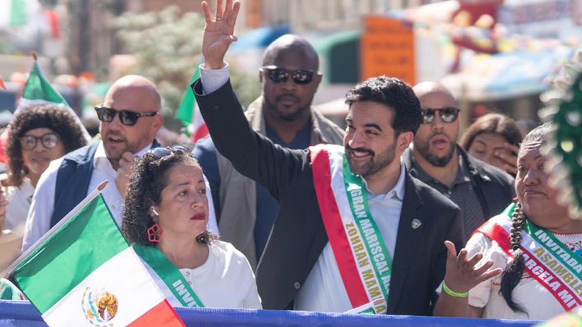 Mamdani participa como Gran Mariscal en desfile por la Independencia de México en Nueva York