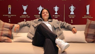 Rebeca Bernal hace historia, es la primera mexicana que jugará en el Manchester United