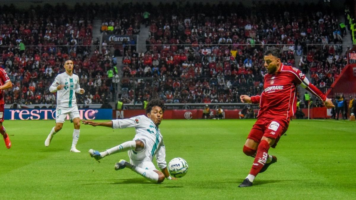 Santos derrota al Toluca y Rondón rescata al Pachuca | J9