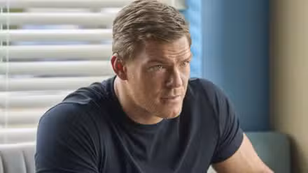 Alan Ritchson en Reacher