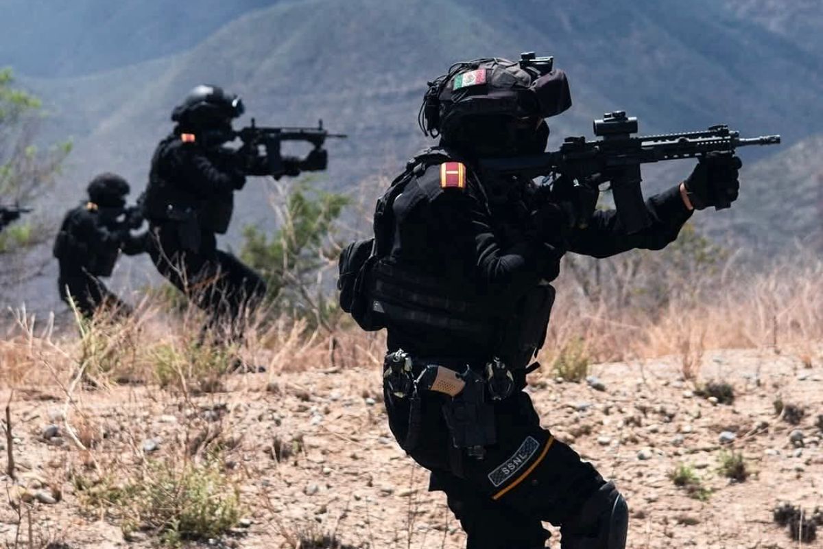 Siete abatidos y dos detenidos tras enfrentamiento en Nuevo León