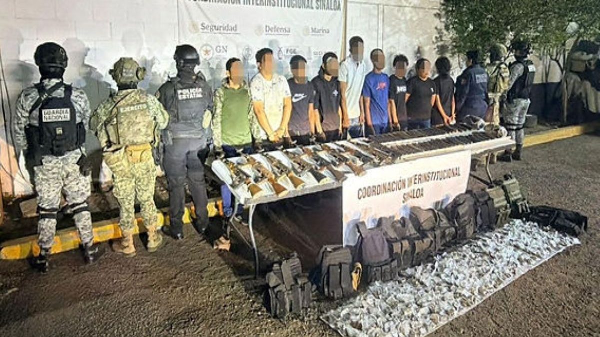 Sinaloa | Detienen a nueve con armas y droga en Rosario