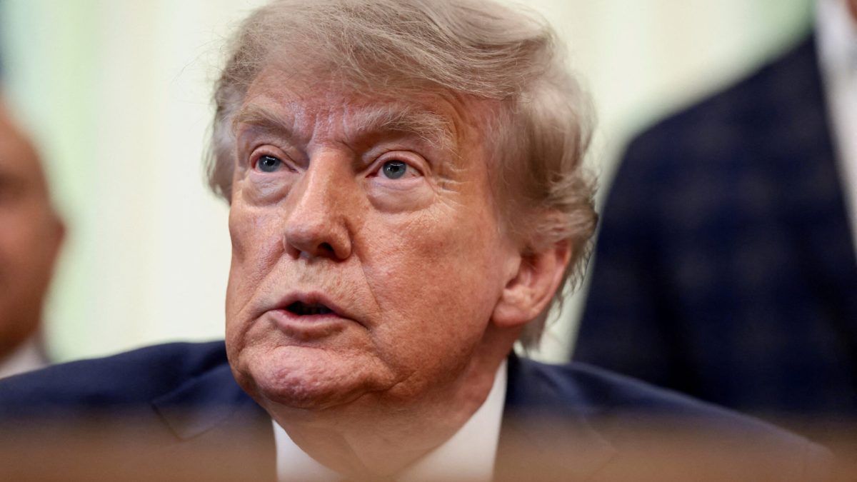 Trump critica 'horrible' fallo de Corte Suprema sobre voto por correo