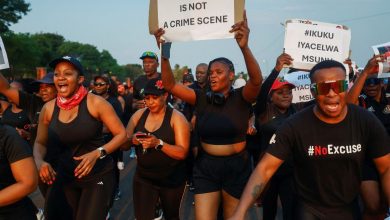 Una ola de feminicidios dispara las alarmas en Sudáfrica