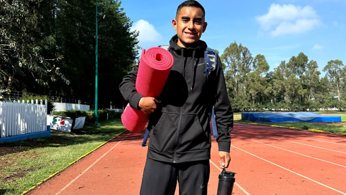 'Tenemos mucha garra': Jorge Luis Cruz rompe récord mexicano de maratón en Chicago