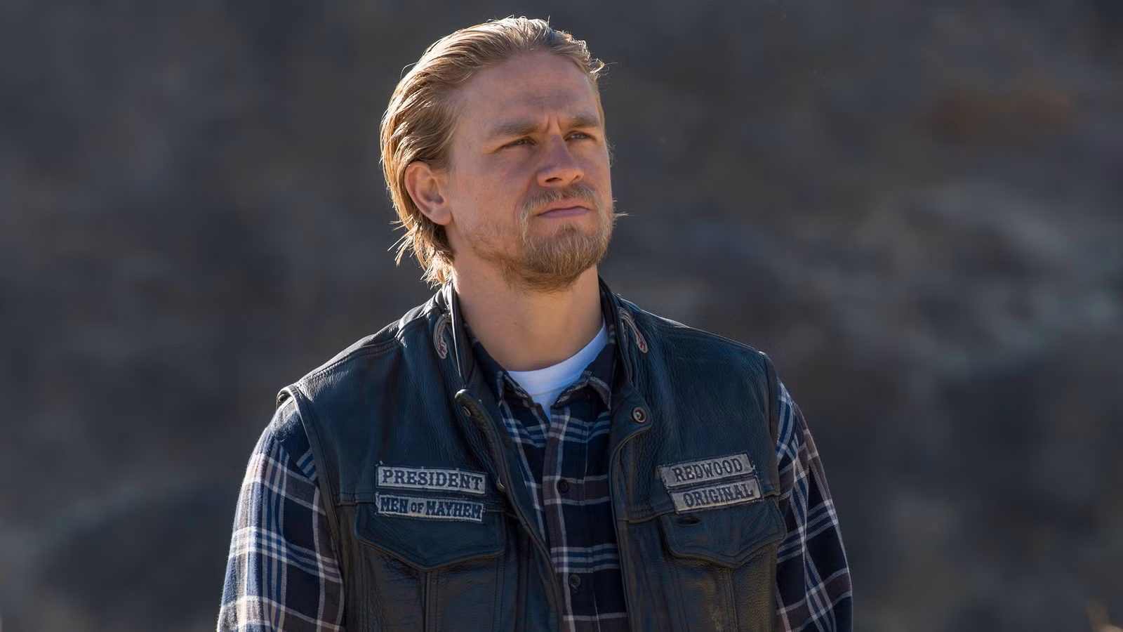 El reemplazo de Sons Of Anarchy de Charlie Hunnam puede durar al menos 9 temporadas, pero hay un problema