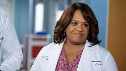 Fotograma de Chandra Wilson como Miranda Bailey en la temporada 16 de Grey's Anatomy.