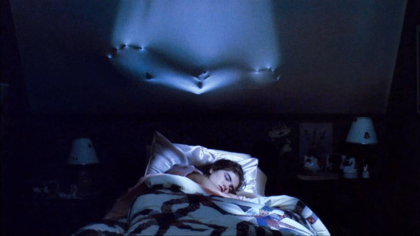 10 películas de terror clásicas que siguen dando igual de aterradoras hoy en día