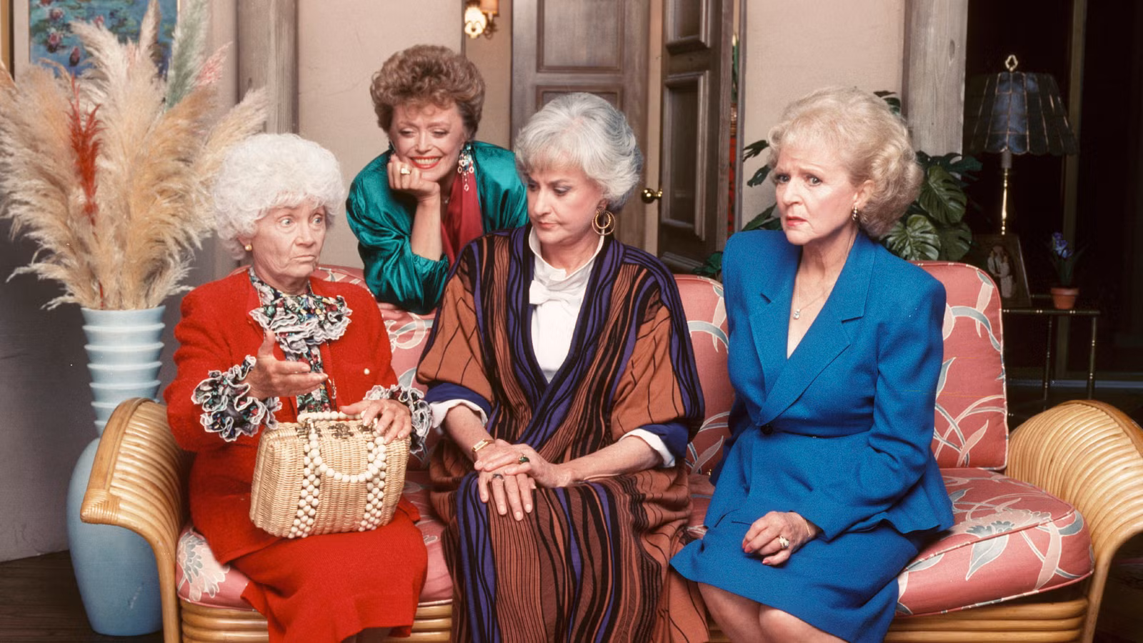 Reestructuración de The Golden Girls para la adaptación de una nueva serie de misterio: los 6 personajes principales