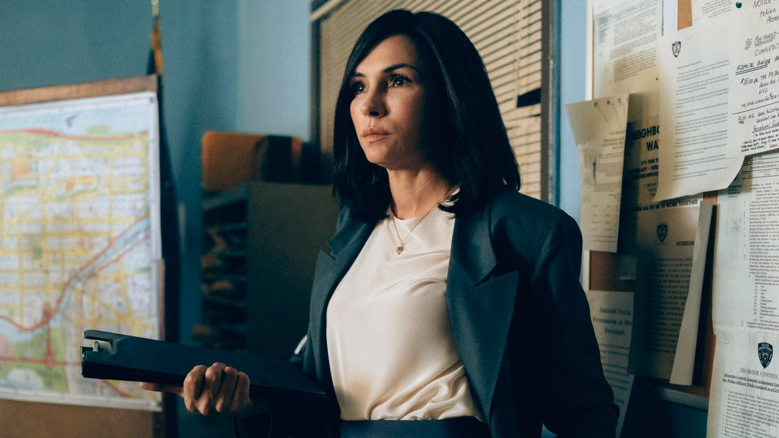 La serie policial de 4 partes de Netflix con una puntuación RT casi perfecta no es un atracón fácil, pero no te arrepentirás