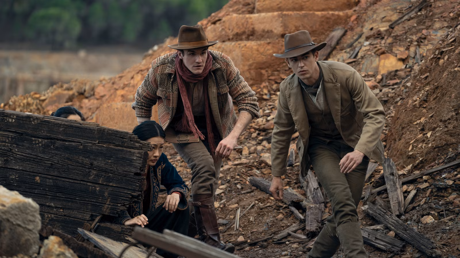 Antes de la temporada 2 de Young Sherlock, Guy Ritchie se hará cargo oficialmente del streaming con 2 programas más