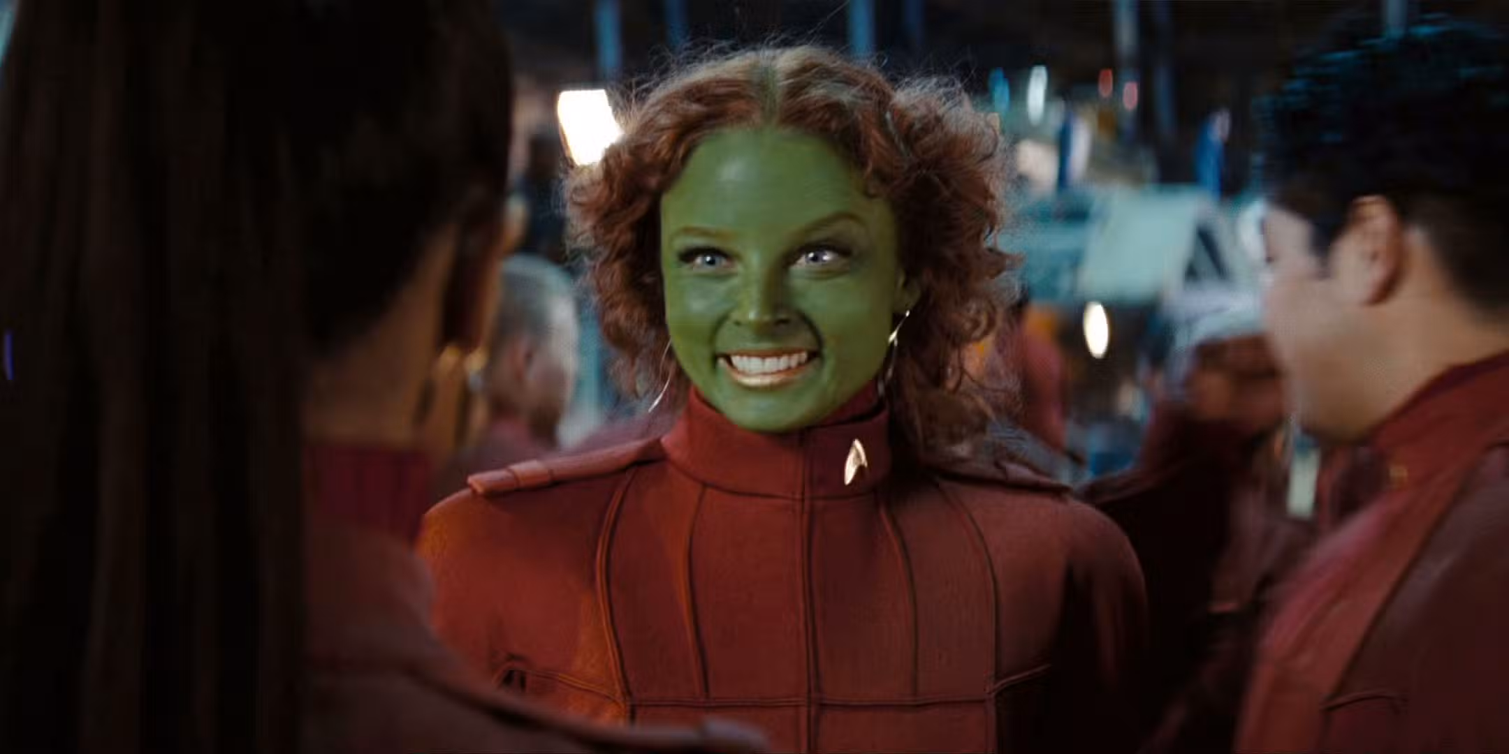 Rachel Nichols como cadete de la Flota Estelar Gaila Orion en Star Trek 2009 Kelvin