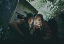 Revisión de V/H/S/Mixtape: la antología de terror con metraje encontrado a veces es buena, nunca genial