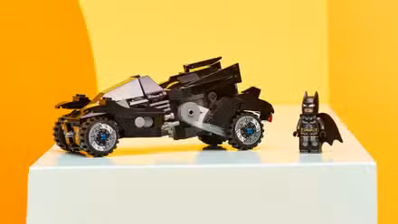 Batman Arkham Knight LEGO Batimóvil Revelado