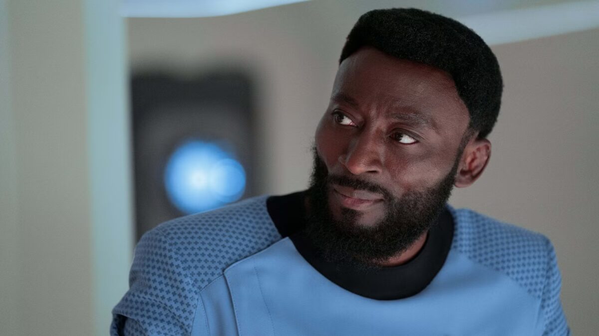 ¿Por qué el Dr. M'Benga sigue intentando abandonar la Flota Estelar? Explicación del futuro de Star Trek después de nuevos mundos extraños