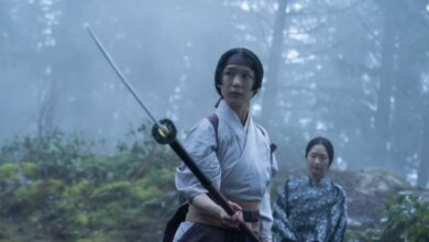 Hulu merece felicitaciones por convertir una miniserie de obra maestra de 10 episodios en un espectáculo completo