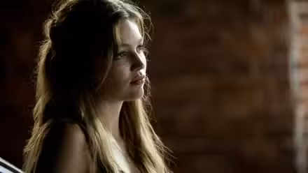 Lili Simmons en Verdadero detective