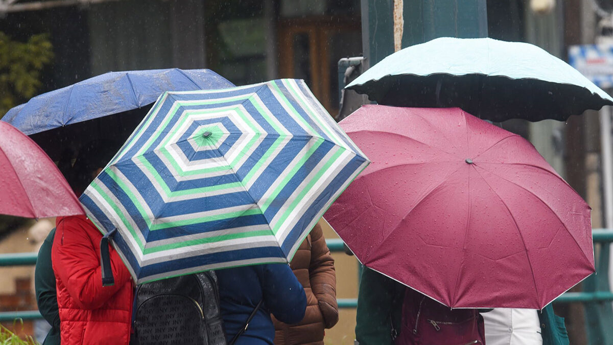 Alerta roja por lluvias extraordinarias en cuatro estados; 'Trudy' se mantiene como huracán categoría 2