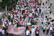 Aristegui en Vivo: IMSS modifica modalidad 40; disidencia convoca a megamarcha; aprueban reforma a propiedad industrial (22/10/2026)
