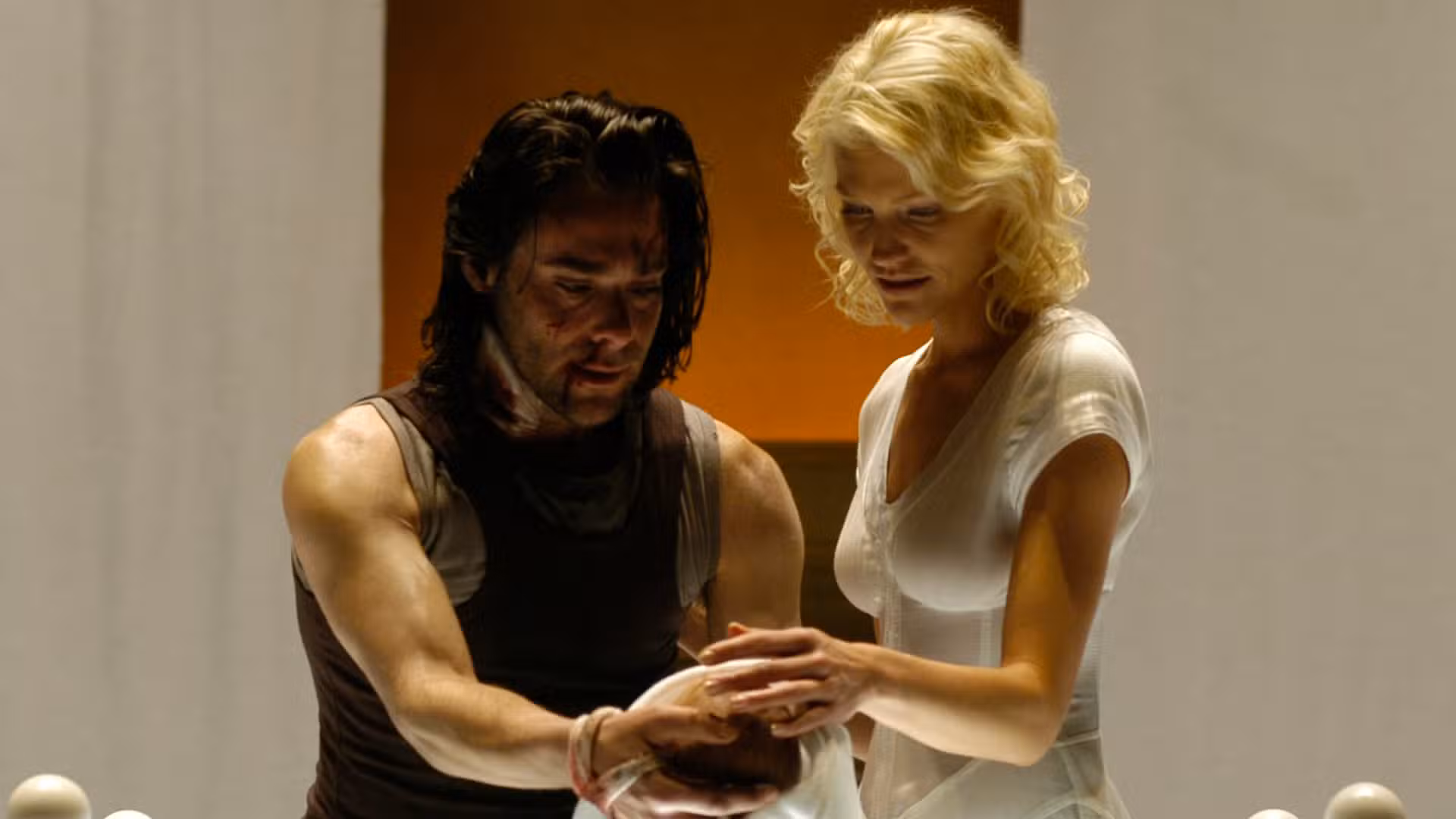 James Callis y Tricia Helfer en Battlestar Galactica