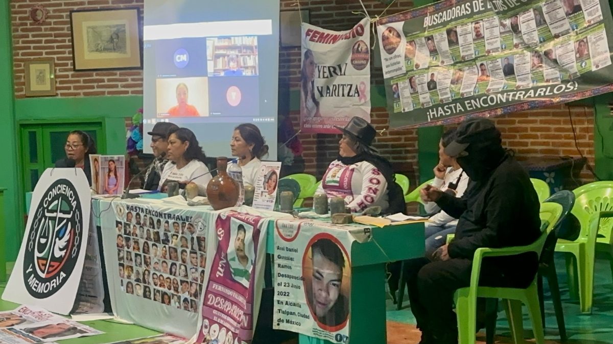Buscadoras invitan al EZLN a buscar desaparecidos en el Ajusco: 'le hemos llamado cementerio clandestino'