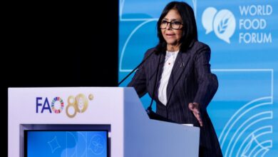 Delcy Rodríguez regresa del Foro de la FAO y dice que Venezuela está cerca del hambre cero