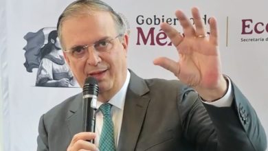 Sheinbaum revisa pista clave de Ayotzinapa en las barandillas