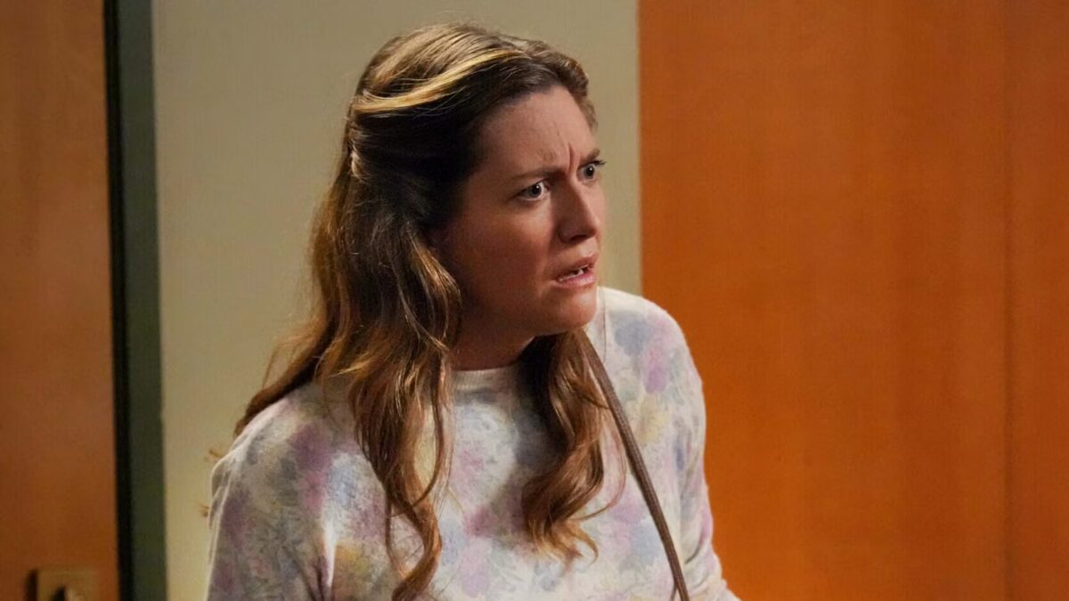 El primer matrimonio de Georgie y Mandy pone fin oficialmente al absurdo récord de 19 años de la franquicia The Big Bang Theory