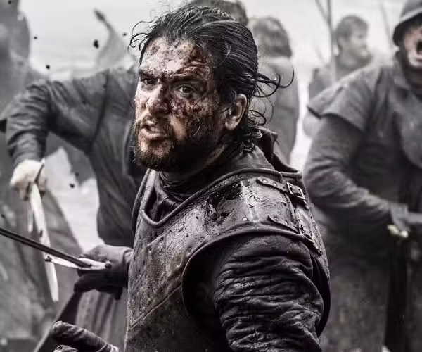 Jon en la batalla de bastardos en Juego de Tronos