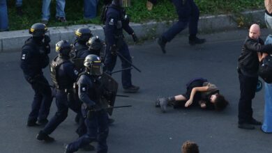 Imputan en Francia a un policía por heridas graves en la boca a un estudiante de 14 años